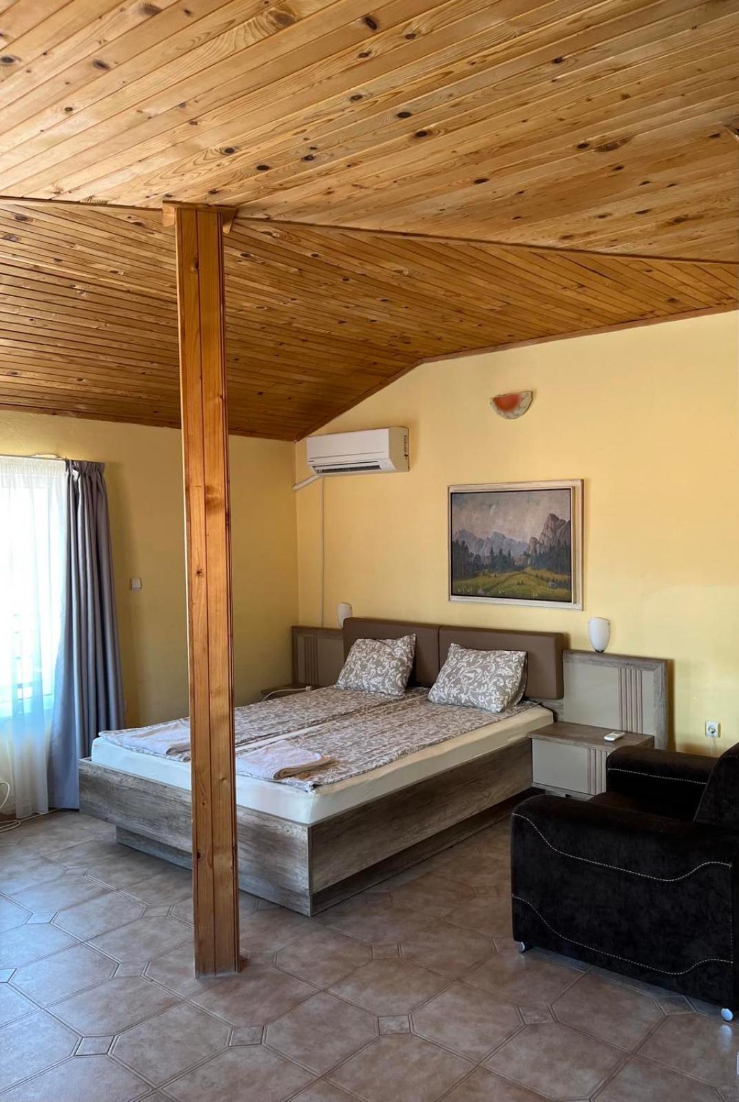 סוזופול Guest House Polikseni מראה חיצוני תמונה